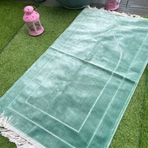 tapis vert amande